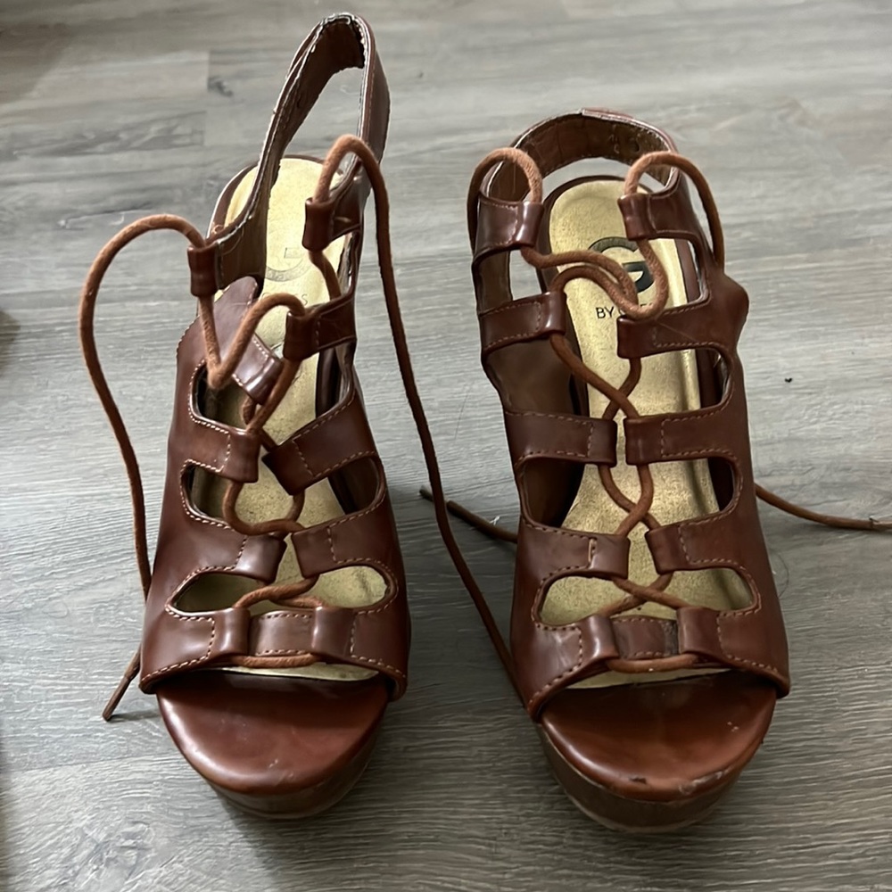G By Guess | Brown Wedge